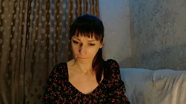 Show modela Candy_Spicyy na web-kameri