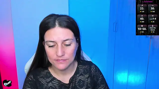 Chatroom XXX en direct de Saskyaa