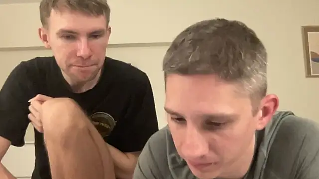 mikenjay Show in webcam