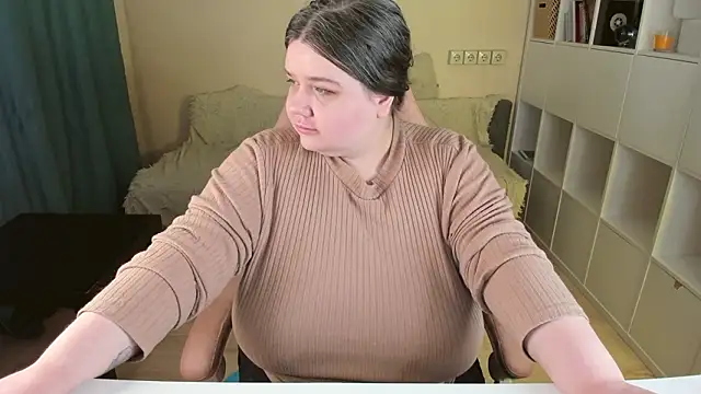 PlumPie's Live XXX Chat