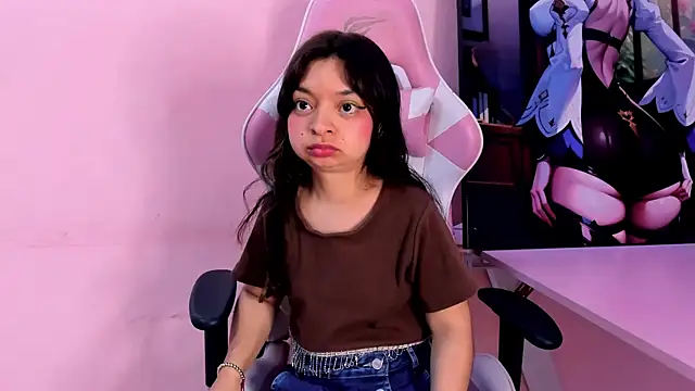 Chat XXX Live CharlotteMuller