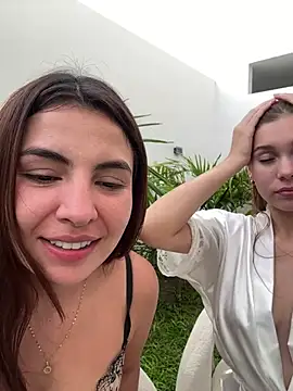 Nikii__'s Webcam Show