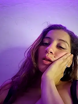 aytanna_torrez élő XXX-chatje