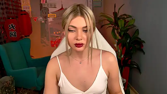 HyileyClark 即時 XXX 聊天