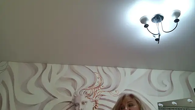 AvrilMillers 现场XXX聊天