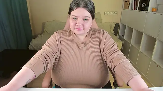 Živý XXX chat PlumPie