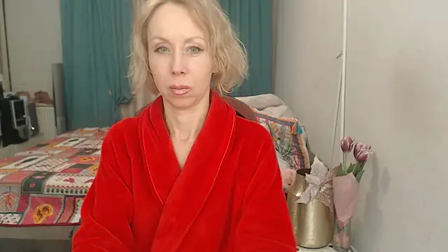 LuxuryNika Live XXX Chat