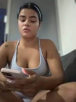 XXX chat uživo modela Kaily_Sweet16