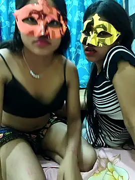 Tannu_Tanyaa's Live XXX Chat