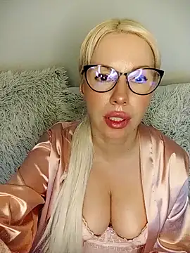 Mazlik27 élő XXX-chatje