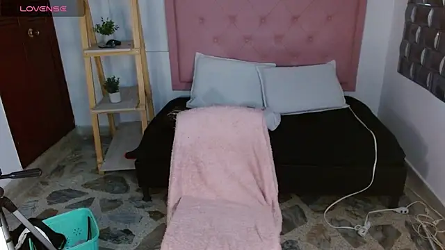 Brenda__222 Obrolan Langsung XXX