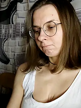 Aashikalaa 라이브 XXX 채팅