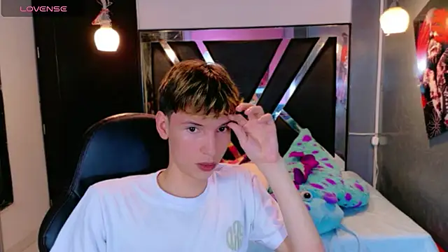 Liam_Green1 Chat XXX live