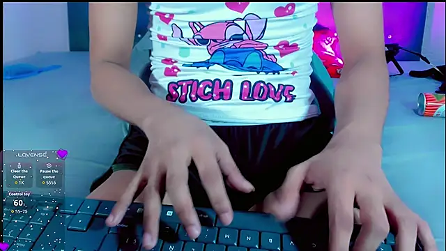 malahya_ live XXX chat