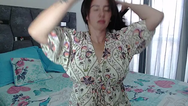 sara_hott_1 – Naživo XXX chat