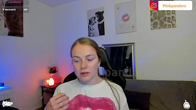 Piinkpandora's Live XXX Chat
