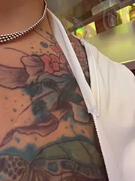 Tusumisahot 现场XXX聊天