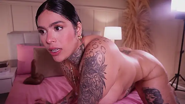 แชท XXX สดของ curvyliciousss