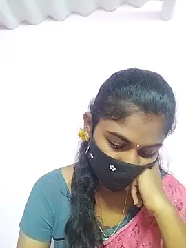 Tamil_Hot_RoyalQueen webcam show