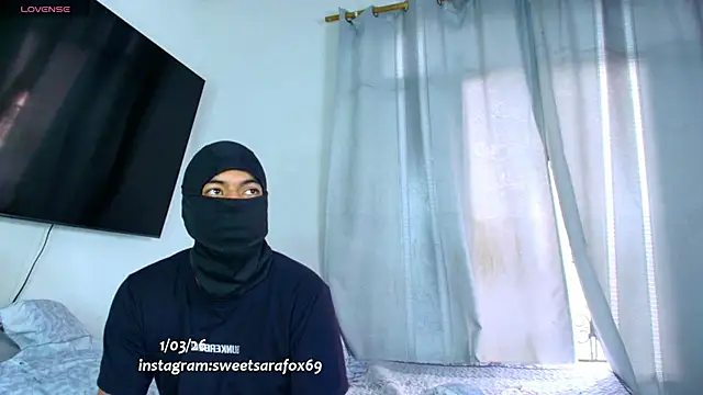 sweetsarasofia's Live XXX Chat