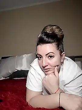 Sweetredvelvet Adlı Modelin Canlı XXX Sohbeti