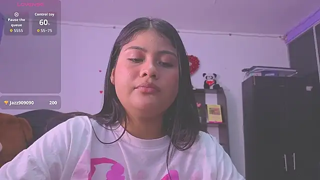 دردشة BadKittyy الجنسية المباشرة