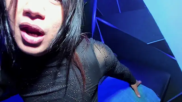 trans_dirtyshow's Live XXX Chat