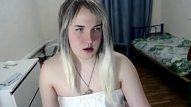 EvaMiron Webcam show