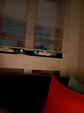 CHLOMA Chat XXX in diretta