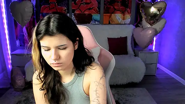 AnoraDark Chat XXX in diretta