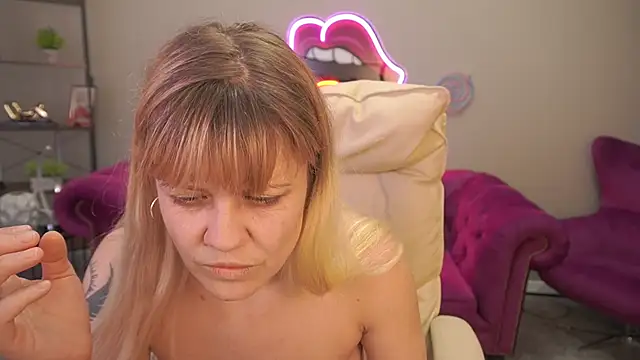 BellaLaPetit Live XXX-Chat