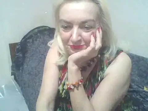 XXX chat uživo modela Meri798