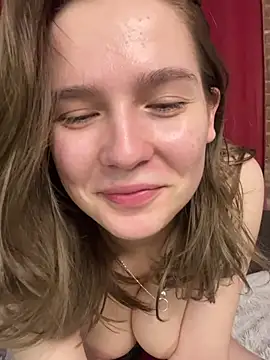 Chatroom XXX en direct de MyKittySayMeow