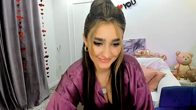 GoldenHeart_1n Live XXX chat