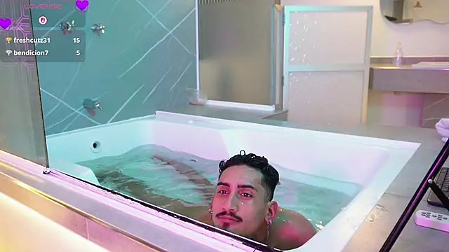 Pokazy przed kamerką – Dark_Eros_