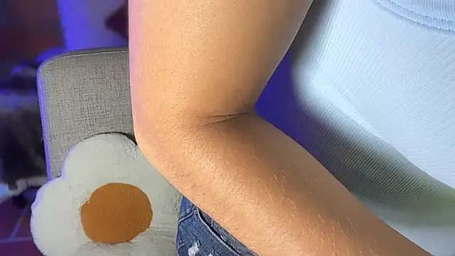 RouseColins élő XXX-chatje