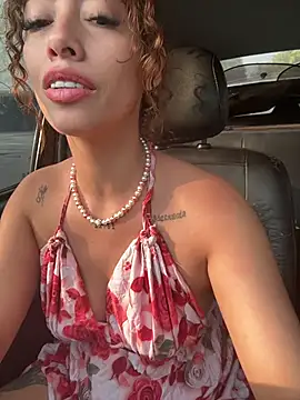 roxyrougeen Live XXX chat