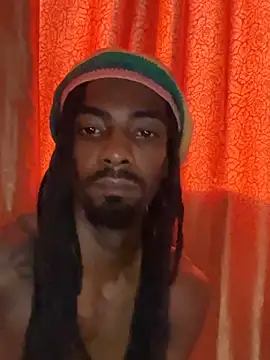 Malkon_Big: διαδικτυακό σόου στην κάμερα