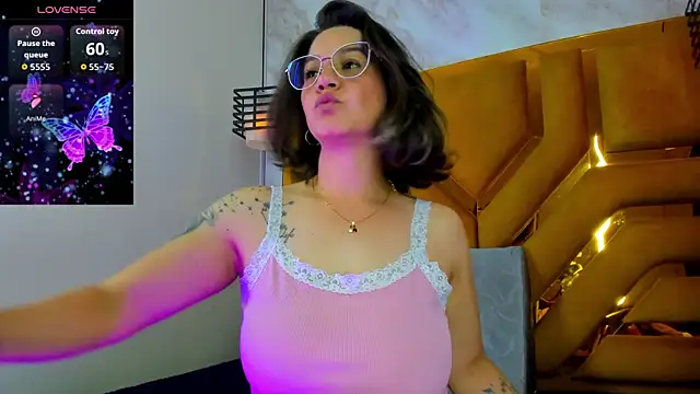 Онлайн чат XXX Luciifeer_