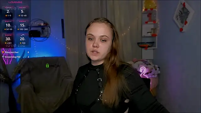 keri_ti লাইভ XXX চ্যাট