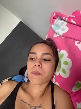 CarolineFyre live XXX chat