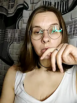 Aashikalaa 라이브 XXX 채팅