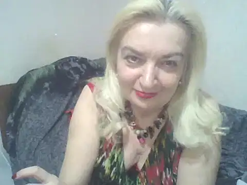 Meri798 Adlı Modelin Canlı XXX Sohbeti