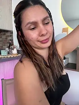 SofiaG_ Adlı Modelin Canlı XXX Sohbeti