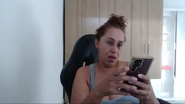 Sembang XXX Secara Langsung RoxanaLove9