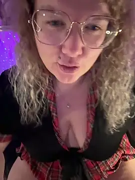 CurvyAnonymousGirl89 – Live XXX-chat