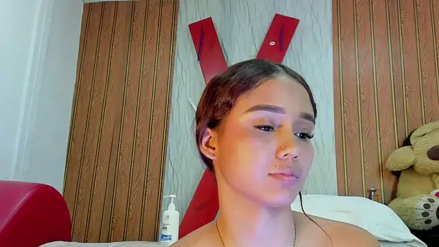 Chatroom XXX en direct de MarianaManzur