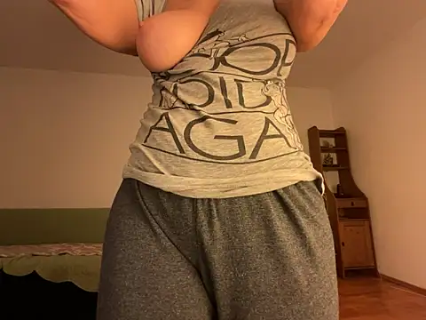 Chat XXX en directo de HoneyMakerr