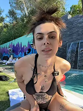 GennaJames – webcam-show