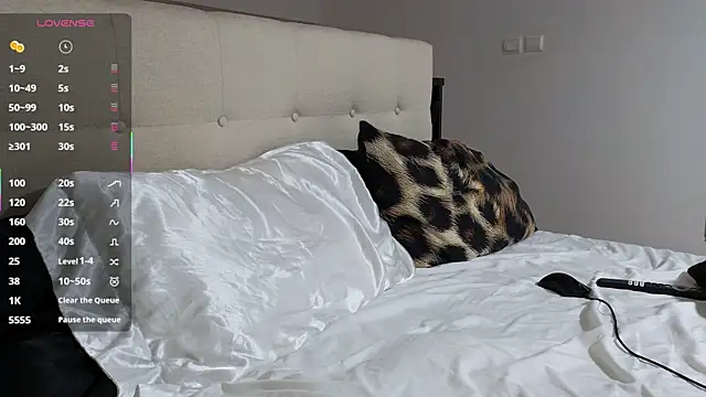 RyanStorm_ Show in webcam